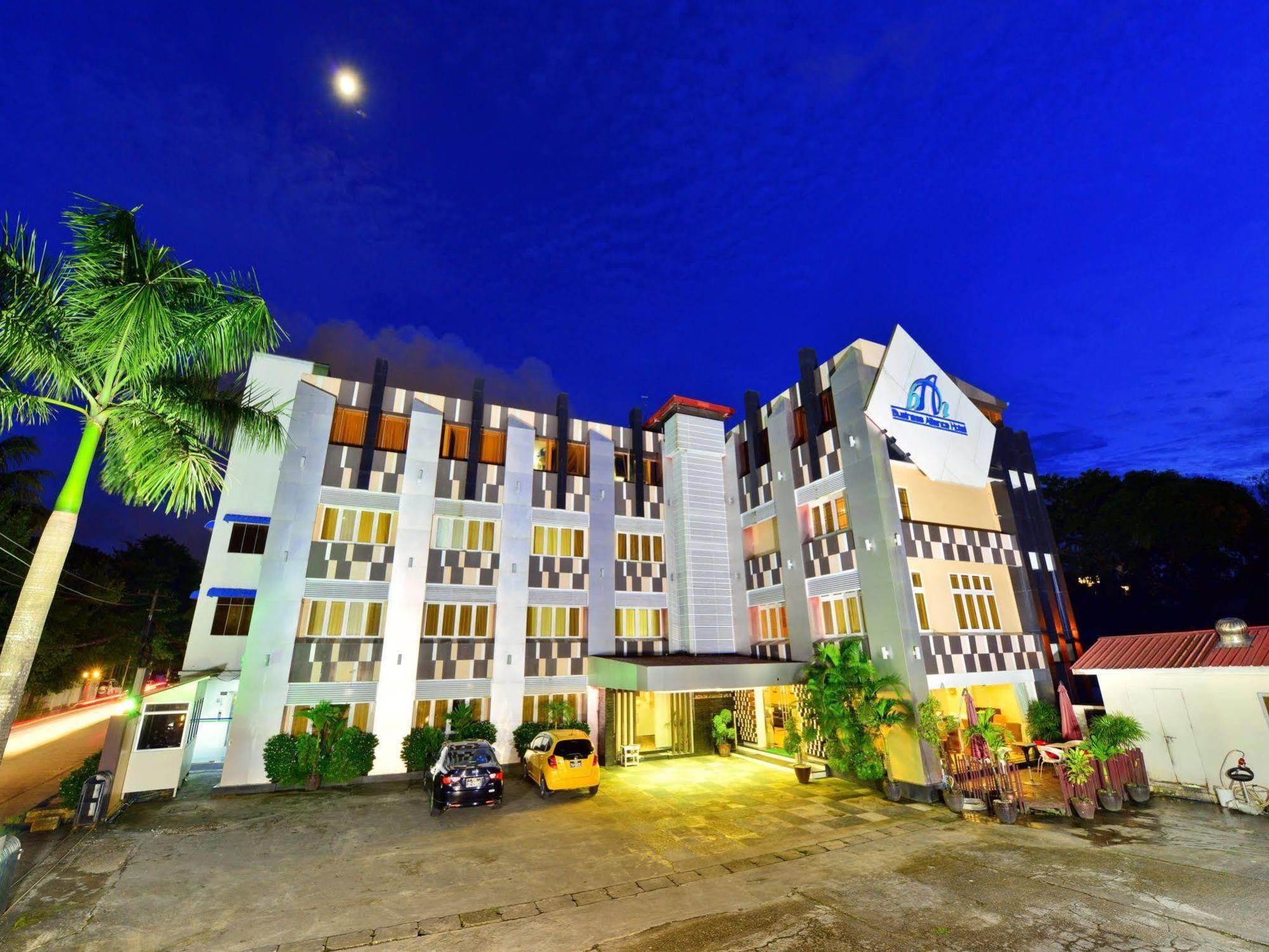 Business Alliance Hotel Rangum Exterior foto